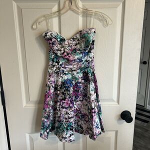 Womens Windsor Floral Mini Dress Size Small Strapless Zip Up
